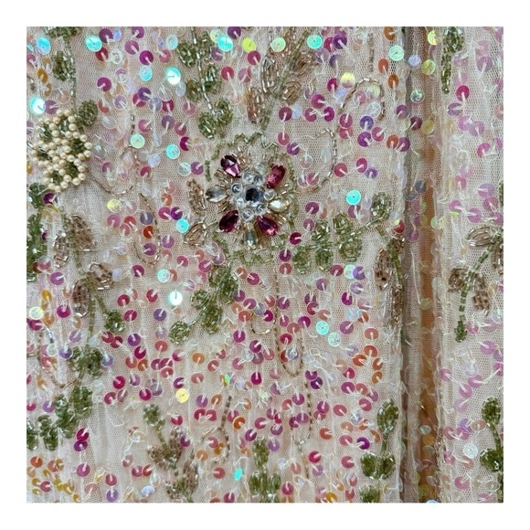 Mac Duggal Embellished Ruffled Cap Sleeve V Neck Gown NWT - Picture 9 of 10